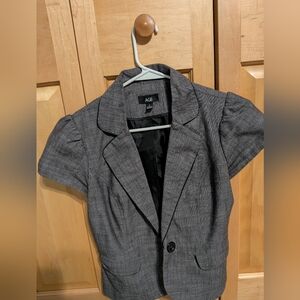 AGB Women's Charcoal Short Sleeve Blazer